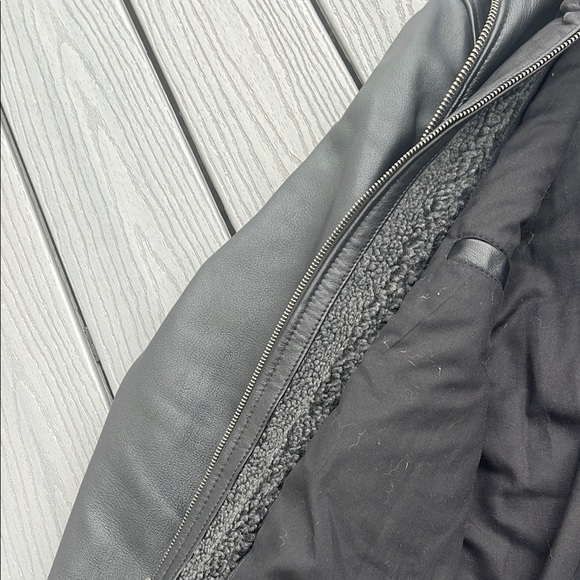 Men's Black Leather Jacket - Picture 5 of 12